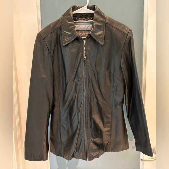 Wilsons Leather Jackets & Blazers - WILSONS LEATHER Women’s Large Black Genuine Leather Jacket